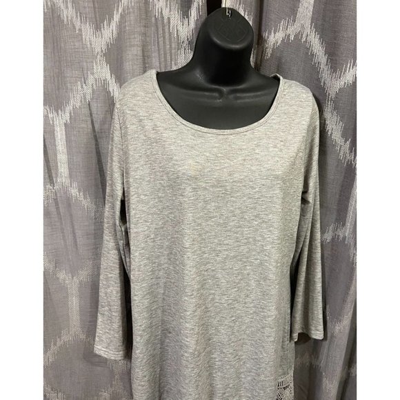 Dress shirt gray lace casul or maternity - Picture 7 of 7